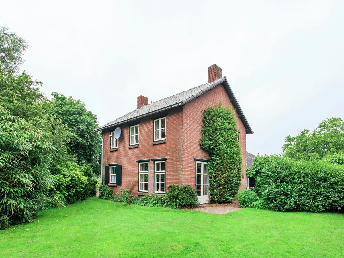Beautiful Holiday Home In Lage Mierde With Fireplace Extérieur photo
